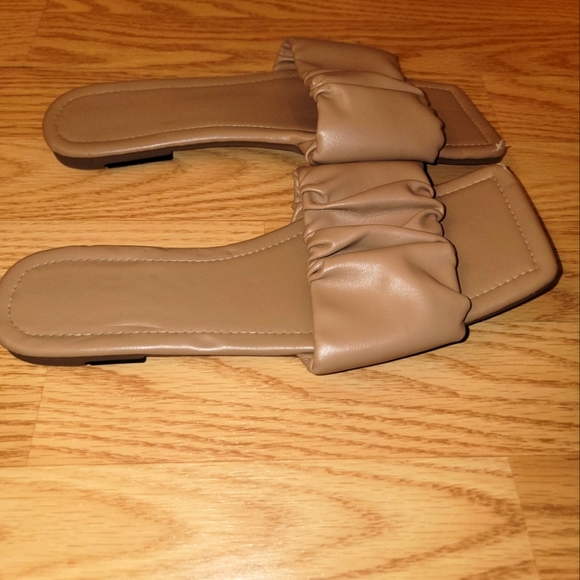 Slides - Picture 2 of 4